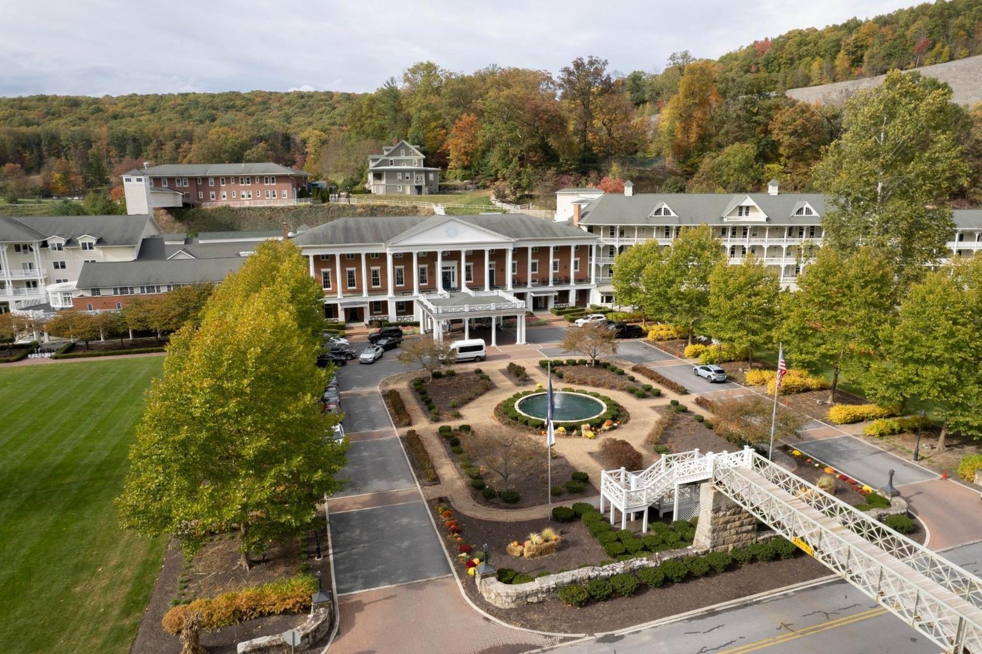 Omni Bedford Springs Resort & Spa Εξωτερικό φωτογραφία